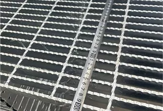 Cross bar spacing measurement
