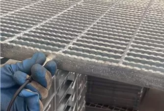 Cross bar thickness measurement