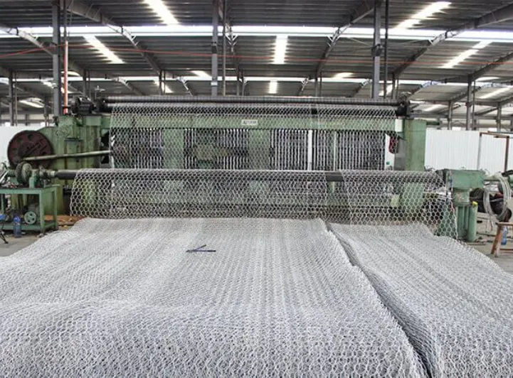 Scena dell'officina in fabbrica 1